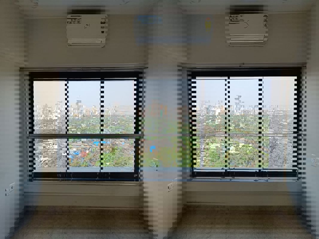 3 BHK + Servant Room,Study Room,Extra Room 1300 Sq.Ft. Apartment in Godrej Platinum Mumbai