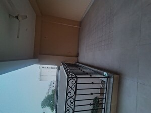 Furnished Amenities in 3 BHK Builder Floor at Malviya Nagar – for Rent