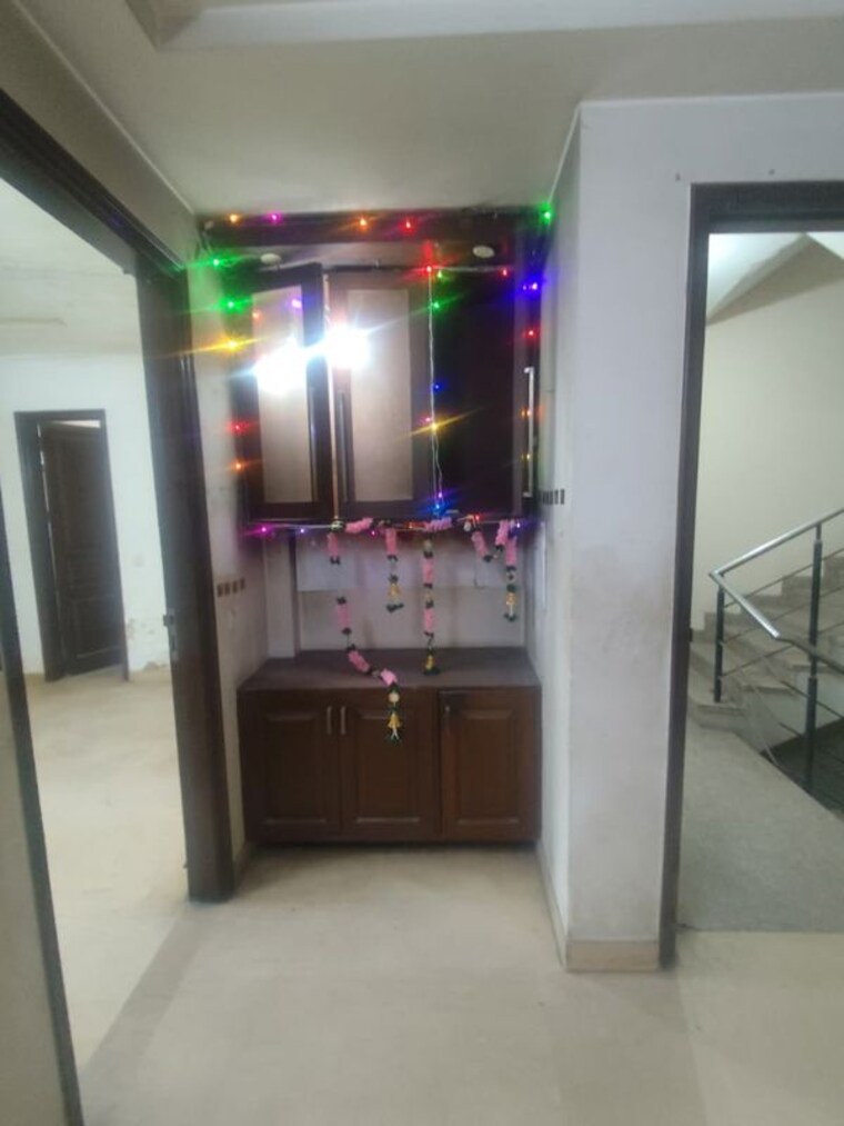 undefined, malviya nagar 3 Bedroom 200 Sq.Yd. Apartment In Malviya Nagar Delhi 10320974