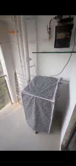  2 BHK Apartment at La Classic, Malad West – for Rent