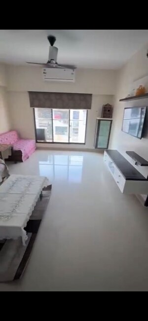 2 BHK Apartment For Rent in La Classic, Malad West