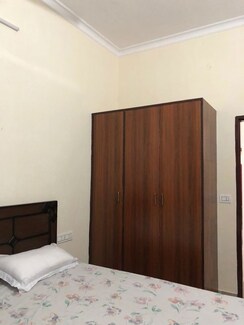 2 BHK Builder Floor For Rent in GMADA Eco City