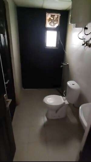 Bathroom in 2.5 BHK Apartment at Ajnara Integrity, Raj Nagar Extension – for Rent