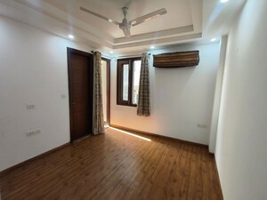 Room in 3 BHK Builder Floor at East Of Kailash – for Rent