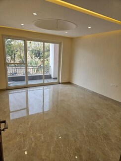 3 BHK + Servant Room Builder Floor For Rent in Sector 4