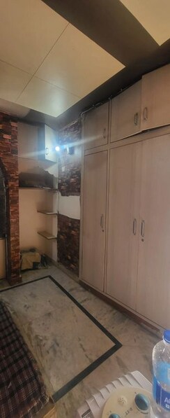 2 BHK Builder Floor For Sale in Sheikh Sarai