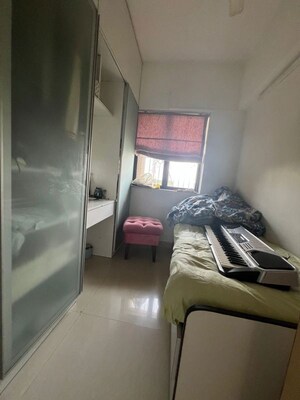 Team Area in 2 BHK Apartment at Lokhandwala Riviera Tower, Kandivali East – for Rent