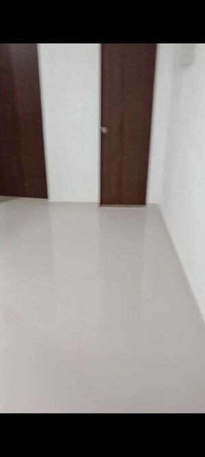 Room in 1 BHK Apartment at Sushanku Avenue 36, Goregaon West – for Rent