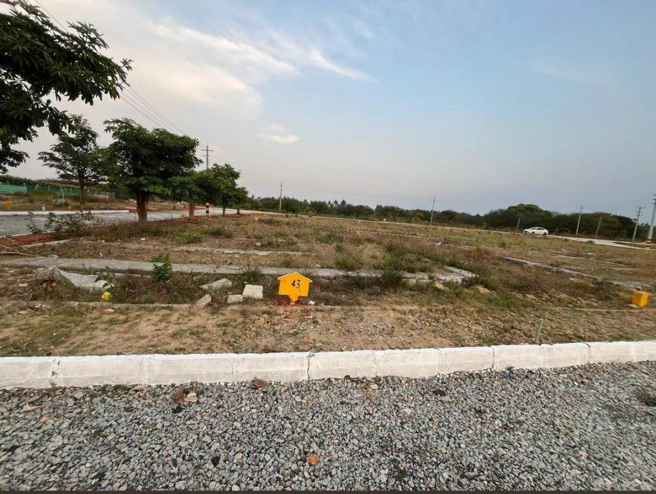 Plot For Sale in Kolar-Chikkaballapur Road