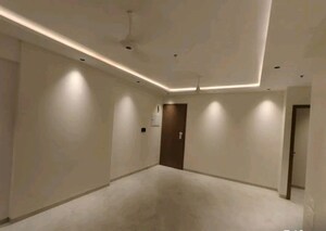 Room in 2 BHK Apartment at Nagpal Flushel, Bandra West – for Rent