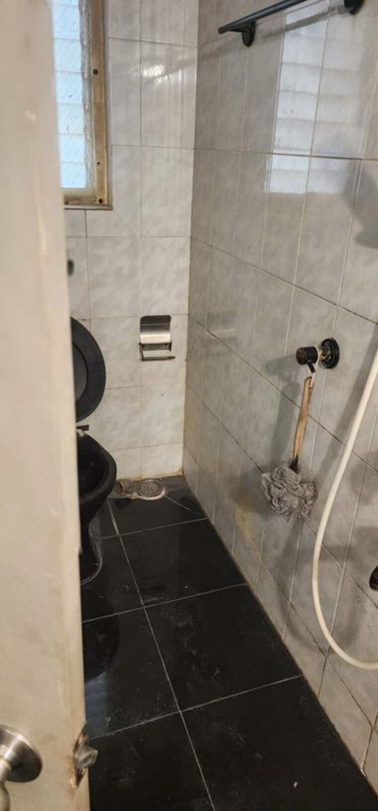 Bathroom, andheri-panchvati-chs 2 Bedroom 750 Sq.Ft. Apartment In Andheri West Mumbai 10321173