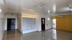 Room in 3.5 BHK Apartment at BPTP Freedom Park Life, Sector 57 – for Rent