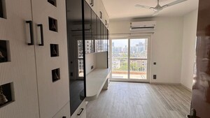 Building Lobby in 3.5 BHK Apartment at BPTP Freedom Park Life, Sector 57 – for Rent