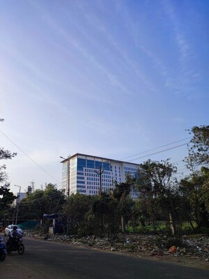  Office Space – Exterior View View at Patia - for Rent