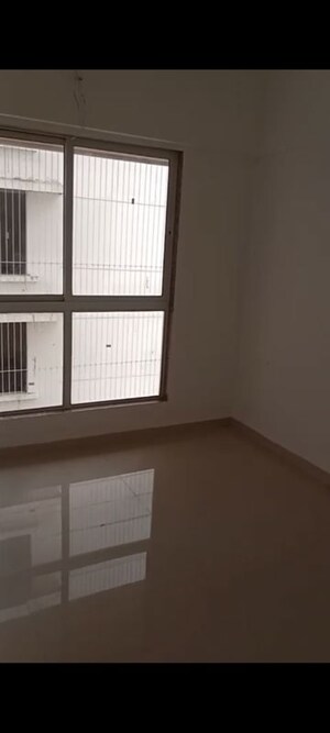 Room in 1 BHK Apartment at Sushanku Avenue 36, Goregaon West – for Sale
