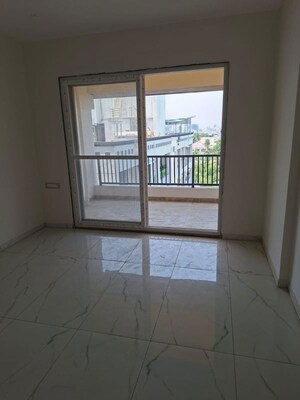 Room in 2 BHK Apartment at Navi Peth – for Sale