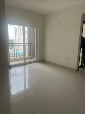 Room in 3 BHK Apartment at Provident Equinox, Mysore Road – for Sale