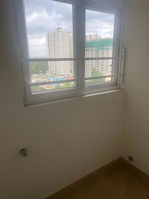 Room in 3 BHK Apartment at Provident Equinox, Mysore Road – for Sale