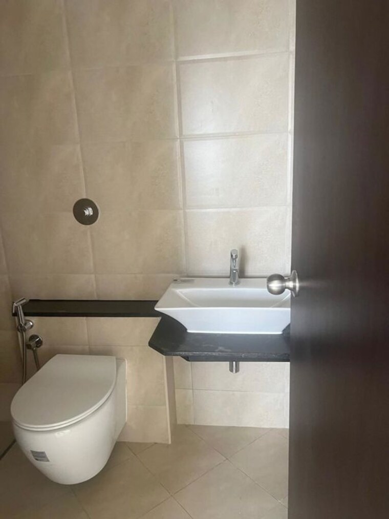 Bathroom, provident-equinox 3 Bedroom 1082 Sq.Ft. Apartment In Mysore Road Bangalore 10321228