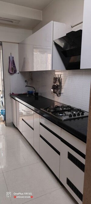 Kitchen in 3 BHK Apartment at Ekta Everglades, Bandra West – for Rent