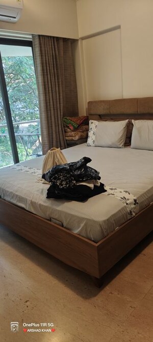 Bedroom in 3 BHK Apartment at Ekta Everglades, Bandra West – for Rent
