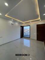 3 BHK + Pooja Room 2200 Sq.Ft. Builder Floor in Sector 21