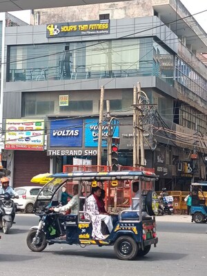  Shop – Exterior View View at Mohan Garden - for Rent