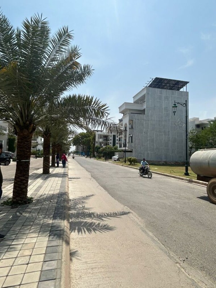 Exterior View, central-park-flower-valley 2.5 Bedroom 180 Sq.Yd. Builder Floor In Sohna Sector 33 Gurgaon 10321293
