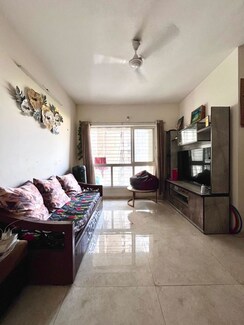 2 BHK + Pooja Room Apartment For Rent in Lodha Amara