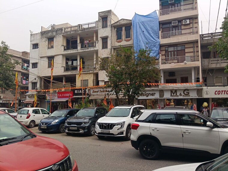 Exterior View, lajpat nagar ii Commercial Shop 1800 Sq.Ft. In Lajpat Nagar ii Delhi 10321347