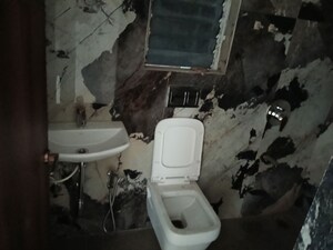 Team Area in 3 BHK Apartment at Pramanik Walchand Paradise, Mira Road – for Rent