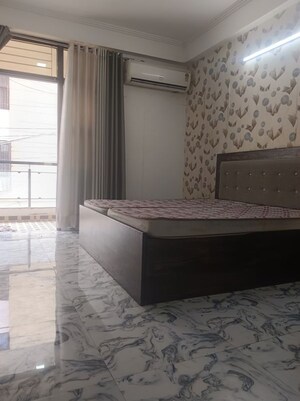 Bedroom in 3 BHK Apartment at Shri Kishanpura – for Rent