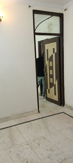1 BHK + Pooja Room Builder Floor For Rent in Panchsheel Extension