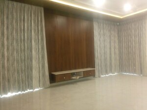 Room in 4 BHK Villa at Kokapet – for Rent