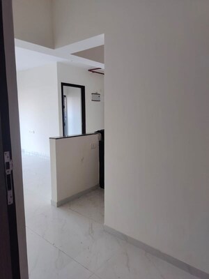 Room in 1 BHK Apartment at Anant Metropolis Insignia Towers, Kasarvadavali – for Rent