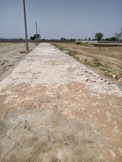 Plot For Sale in Barsana