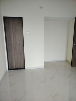 1.5 BHK + Servant Room Apartment For Rent in Anant Metropolis Insignia Towers