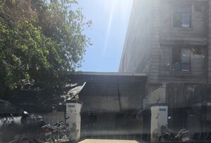  Warehouse For Sale in Mansarovar Extension