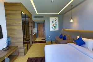 1 BHK Apartment For Rent in AIPL Joy Square, Sector 63a