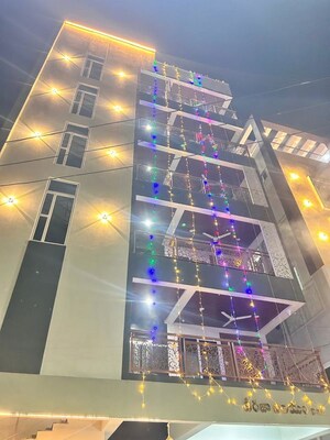 Staircase in 3 BHK Apartment at Manikonda – for Rent