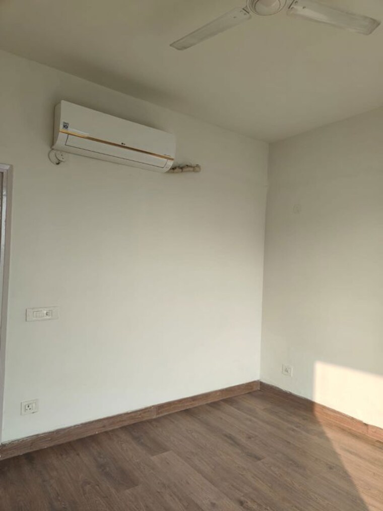 Room, alphacorp-gurgaon-one-84 3 Bedroom 1963 Sq.Ft. Apartment In Sector 84 Gurgaon 10321543