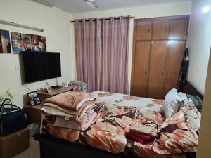 Bedroom in 3 BHK Apartment at RWA Jalvayu Towers, Sector 47 – for Rent