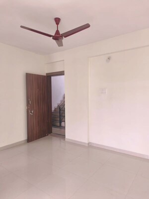 Room in 1 BHK Apartment at Wadgaon Sheri – for Rent