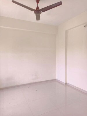 Room in 1 BHK Apartment at Wadgaon Sheri – for Rent