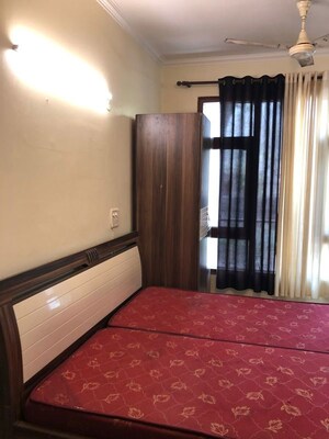 Bedroom in 2 BHK Builder Floor at Sushant Lok I – for Rent