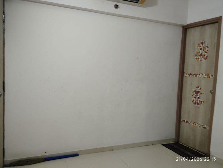 Room, lodha-upper-thane 1 Bedroom 467 Sq.Ft. Apartment In Anjur Thane 10321685