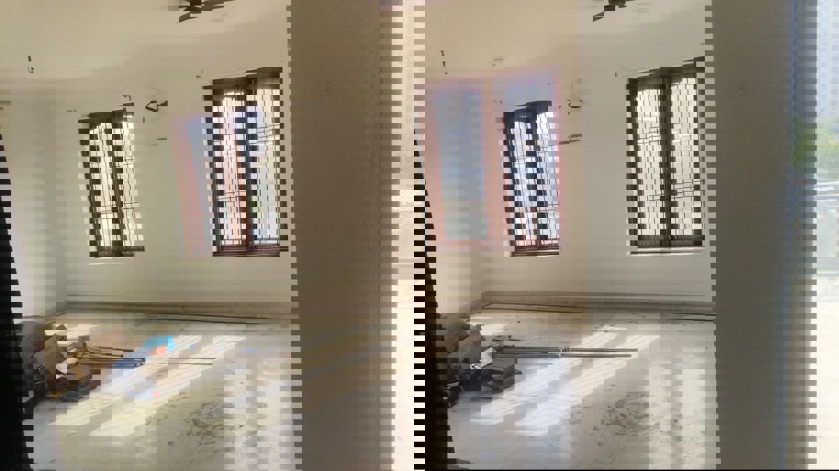 3 BHK 2200 Sq.Ft. Builder Floor in Nirala Greenshire Phase I