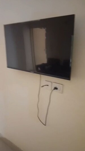 Room in 3 BHK Apartment at Habitech Panch Tatva, Tech Zone 4 Greater Noida – for Rent