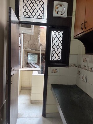 Kitchen in 1 BHK Builder Floor at Vipul Square, Sushant Lok I – for Rent