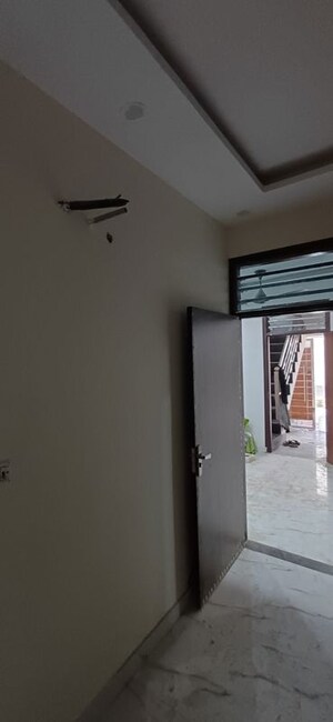 Room in 4 BHK Independent House at Palla – for Sale